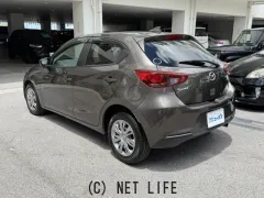 マツダ MAZDA2