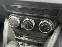 マツダ MAZDA2