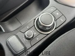 マツダ MAZDA2