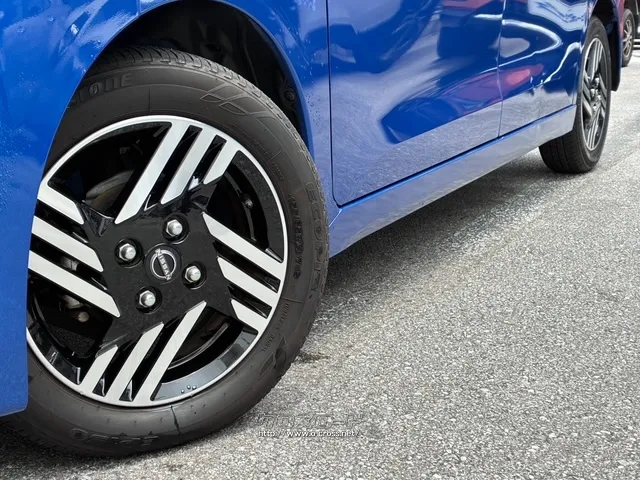 タイヤサイズ(前)155/65R14タイヤサイズ(後)155/65R14 日産 ルークス