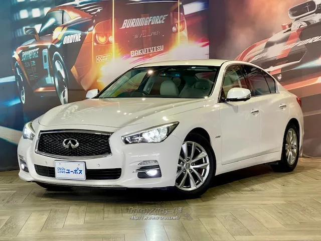 日産スカイラインは、伝統的なスポーツセダンと、ワイド&ローとするクーペの2設定 日産 スカイライン
