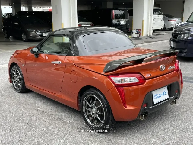 ユーポス奥武山店は様々なジャンルの車両を多く取り扱っております! ダイハツ コペン