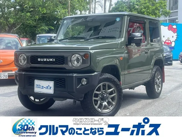 伝統の強固なラダーフレームをもつ本格的軽クロスカントリーの代表、スズキジムニー スズキ ジムニー