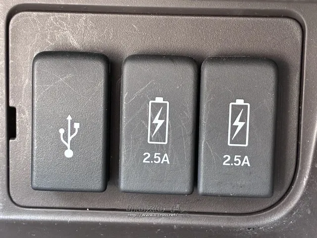 充電ポート ホンダ N-BOX