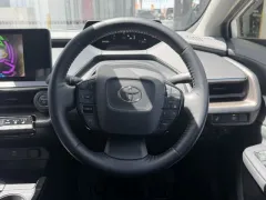 トヨタ プリウス