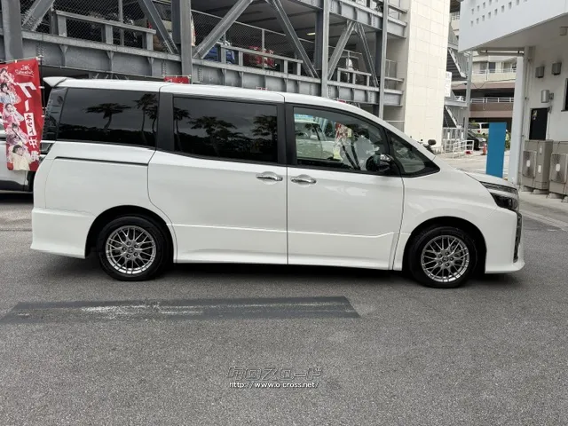お問い合わせはユーポス奥武山店まで!098-852-0810 トヨタ ヴォクシー