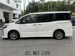 トヨタ ヴォクシー
