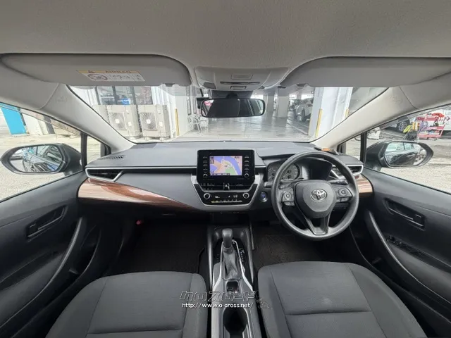 1.8Lエンジン+ハイブリッドシステムを搭載 トヨタ カローラ