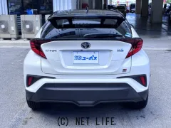 トヨタ C-HR