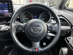 トヨタ C-HR
