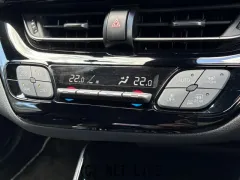 トヨタ C-HR