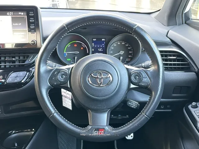 最小回転半径5.2m トヨタ C-HR