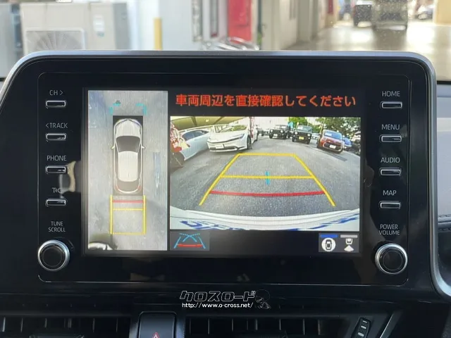 パノラミックビューモニターが装備で、より安全に周囲の安全確認できます トヨタ C-HR