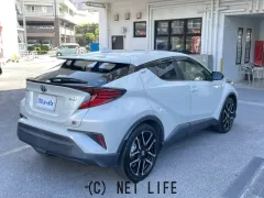 トヨタ C-HR