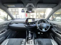 トヨタ C-HR