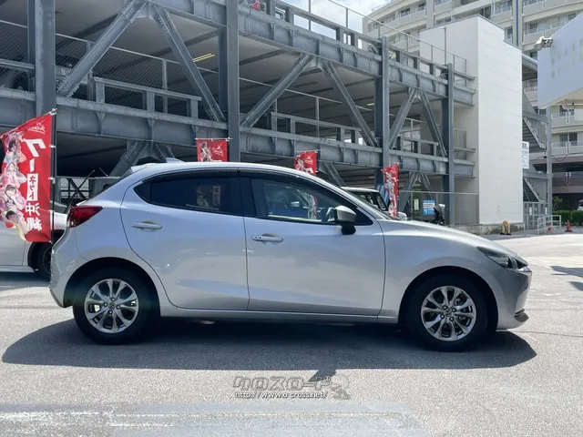 お問い合わせはユーポス奥武山店まで!098-852-0810 マツダ MAZDA2