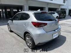 マツダ MAZDA2