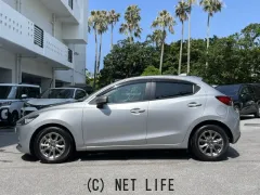 マツダ MAZDA2