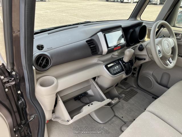 日本自動車鑑定協会の評価では【外装;☆4つ/内装;☆4つ】です!詳細は是非、店頭で実車とコンディションチェックシートを、お客様ご自身の厳しい目で、御確認下さい! ホンダ N-BOX