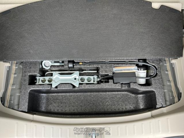 【支払総額】には、車両価格と登録・整備費用、法定費用等の全てが含まれております。沖縄本島に御納車であれば、支払総額以上、1円も掛かりません。離島のお客様には別途、費用を申し受けます。尚、石垣島&宮古島への車両販売は一切致しておりません。 ホンダ N-BOX