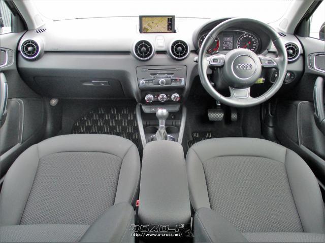 コンパクトサイズながら、アウディのクオリティを引き継ぐ機能的かつ上質なインテリア。セカンドカーやお買い物用にも最適なヨーロッパコンパクトハッチです アウディ A1