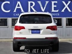 アウディ Q7