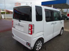 トヨタ ピクシスメガ