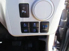 ダイハツ ミライース