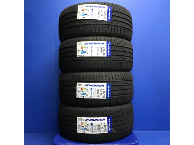 タイヤ・WR 245/35R19 R330 19インチ新品工賃込み・1.57万円・トレッド 