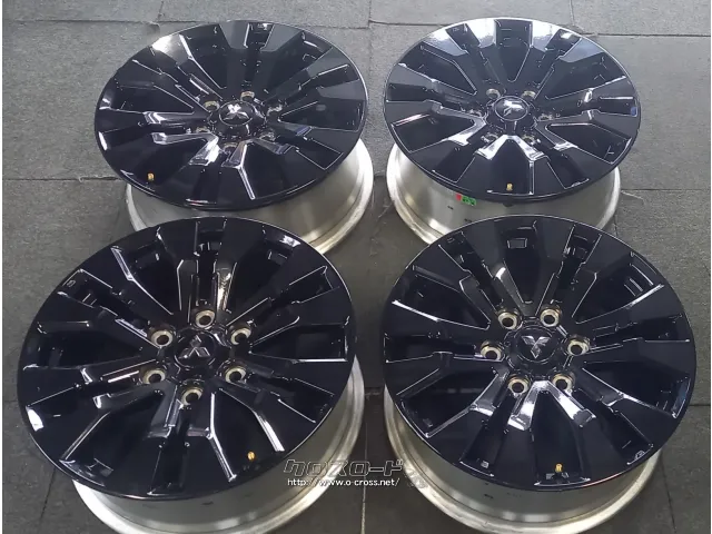 新車外し！現行三菱トライトン純正18インチアルミホイール+265 