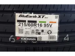 タイヤ 16インチ　215/60R16　ヨコハマ　ブルーアースXT