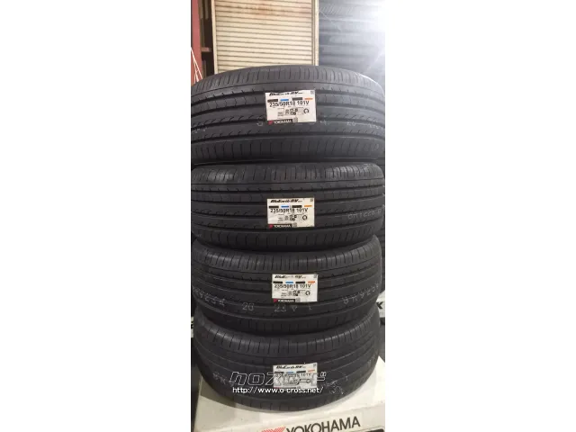 タイヤ 18インチ 235/50R18 ヨコハマRV03 新品4本セット工賃込み