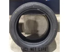 タイヤ 18インチ　215/50Ｒ18　ｷﾝｸﾞﾎﾞｽ　中古　1本工賃込み