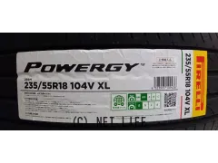タイヤ 18インチ　235/55R18　ピレリ・パワジー　