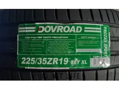 タイヤ 19インチ　225/35R19　プロザックススポーツ