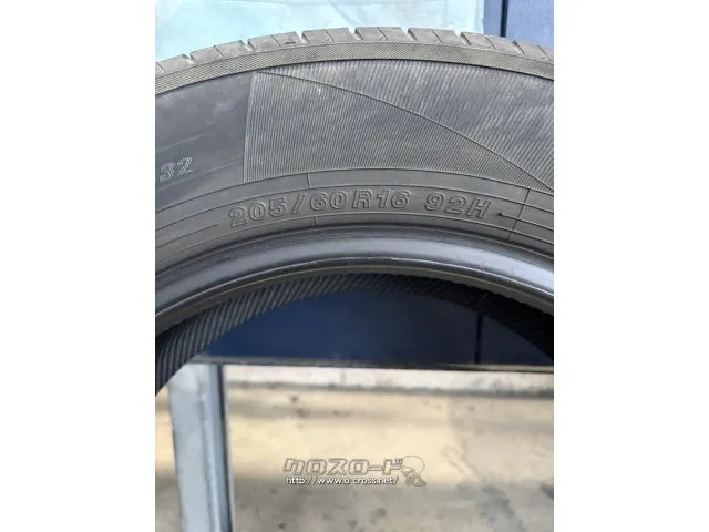 タイヤ 16インチ 中古 ヨコハマ ブルーアース ES32 205/60R16