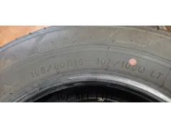 タイヤ 15インチ 195/80R15 ブルーアースバン RY55 中古4本セット