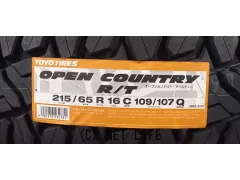 タイヤ 16インチ　215/65R16C　ﾄｰﾖｰ　ｵｰﾌﾟﾝｶﾝﾄﾘｰRT