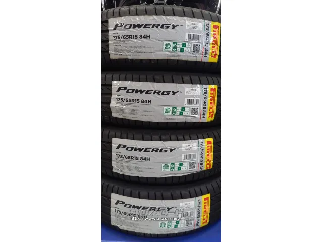 タイヤ・15インチ 175/65R15 ピレリ・パワジー ・1.24万円・トレッド
