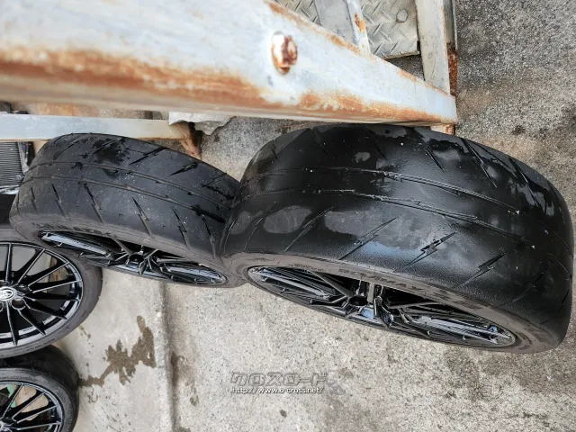 ホイール 18インチ