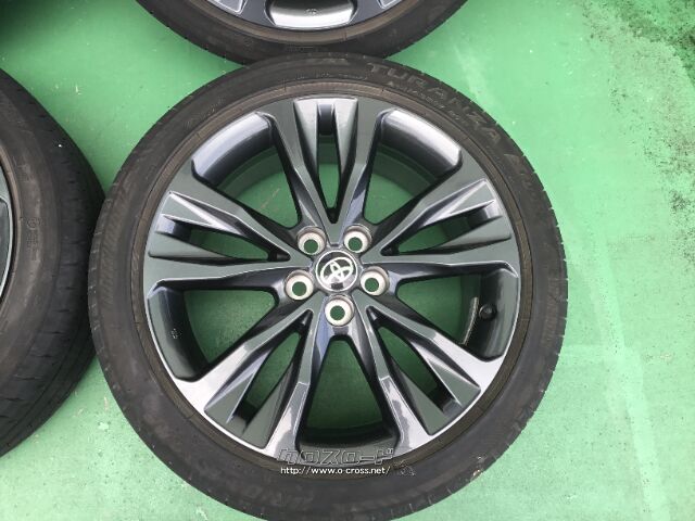 ホイール・タイヤ・17インチ中古カローラツーリングWXB純正中古215
