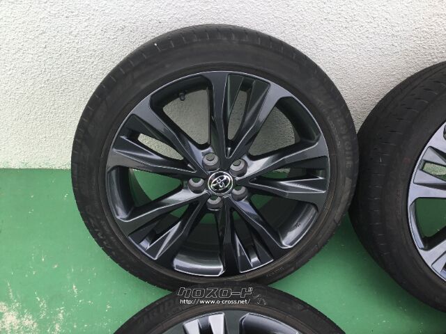 ホイール・タイヤ・17インチ中古カローラツーリングWXB純正中古215