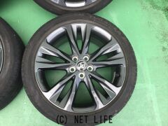 ホイール・タイヤ・17インチ中古カローラツーリングWXB純正中古215