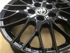 ホイール 16インチ中古リペアトヨタヴォクシー純正オプション　タイヤ別途料金　J44