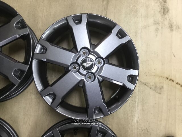 ホイール・15インチ中古新車外しダイハツタフト純正 ガンメタ ホイール 