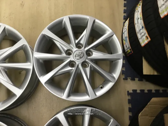 ホイール・タイヤ・17インチ中古トヨタ プリウスα純正 タイヤ4本×新品