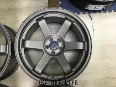 ホイール 18インチ中古AVID1　AV-06　タイヤ別途料金　J67