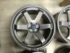 ホイール 18インチ中古AVID1　AV-06　タイヤ別途料金　J67