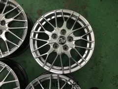 ホイール 16インチ中古ヴォクシー純正オプションBBS　タイヤ別途　J45