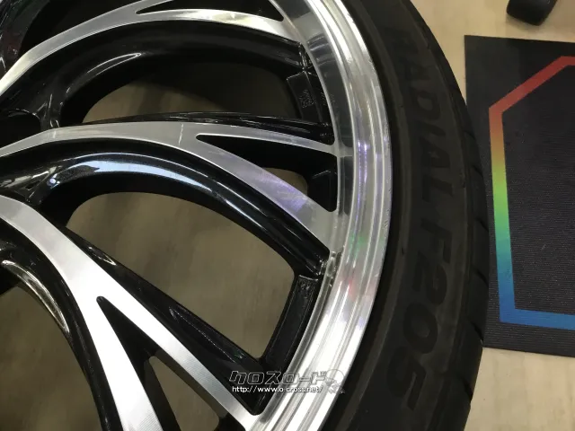 ホイール・タイヤ 19インチ中古プレシャスHS-2 タイヤ中古4本×6部溝 J77